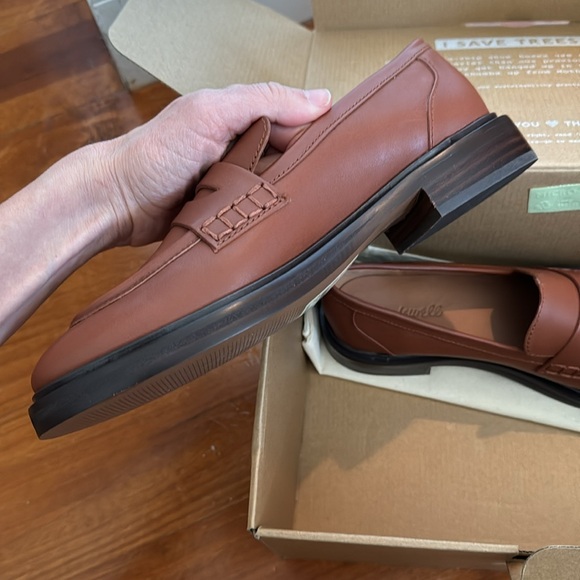 Madewell loafers NWT in box with bag - Picture 3 of 4